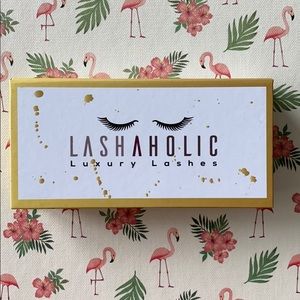 False lashes